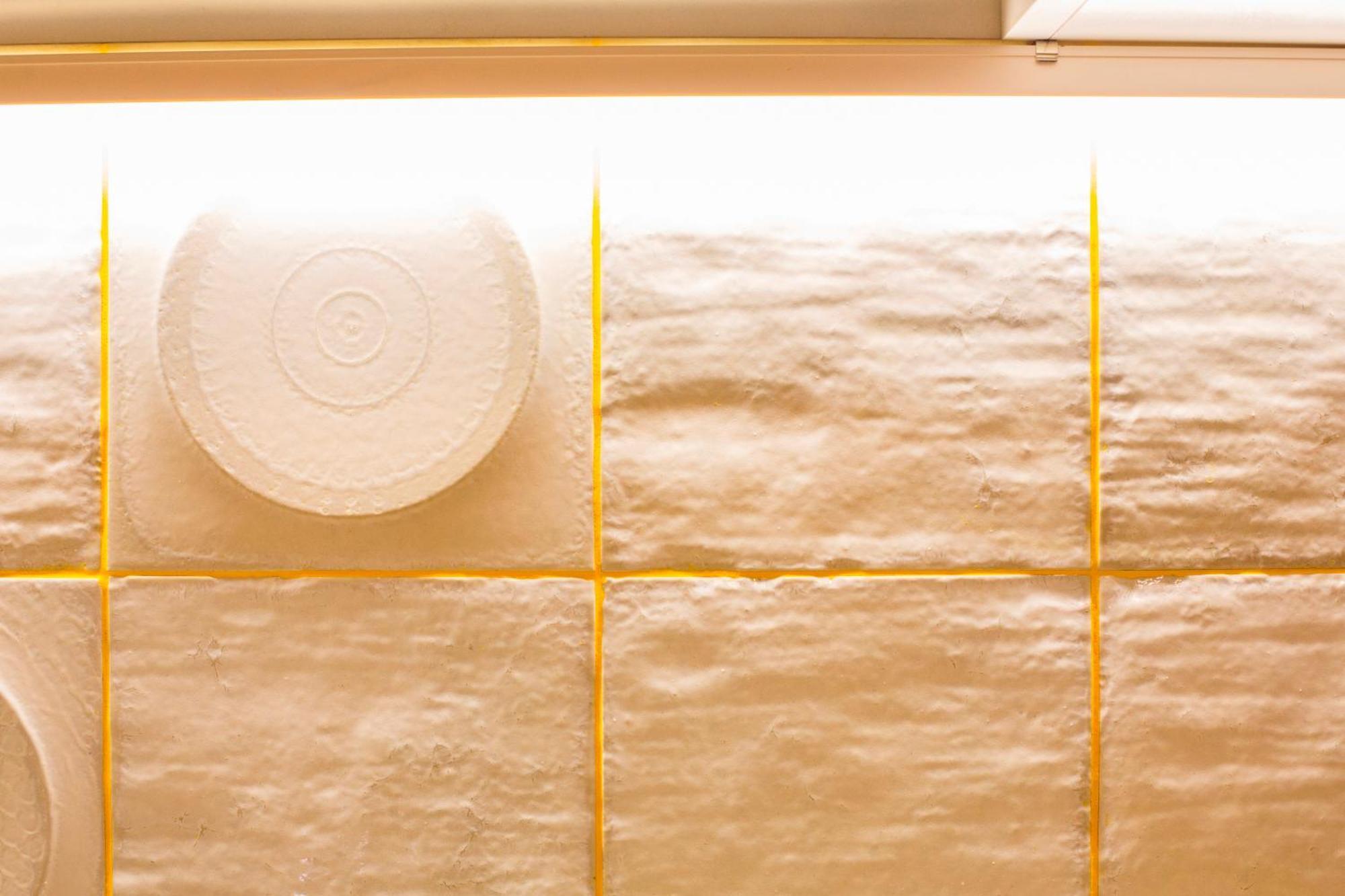 Yellow Apartment In Avlabari Tbilisi Eksteriør bilde